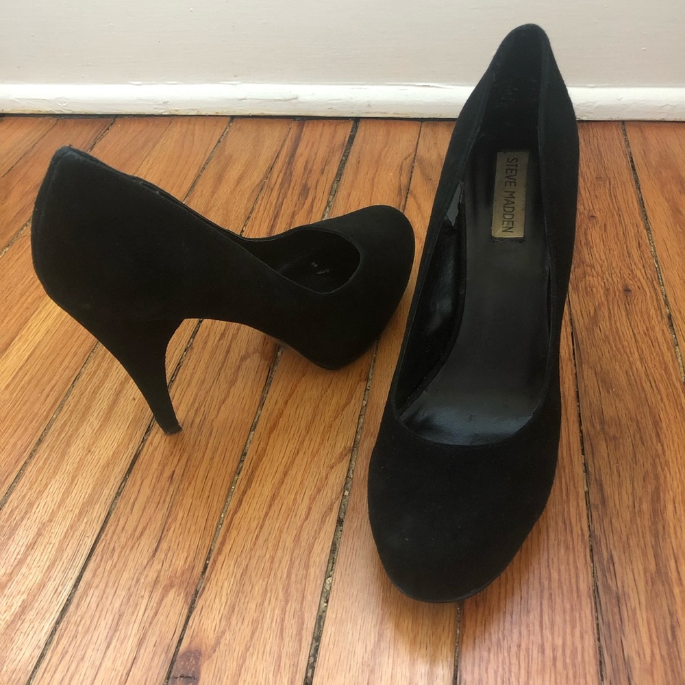 Steve Madden Pumps, Black Suede